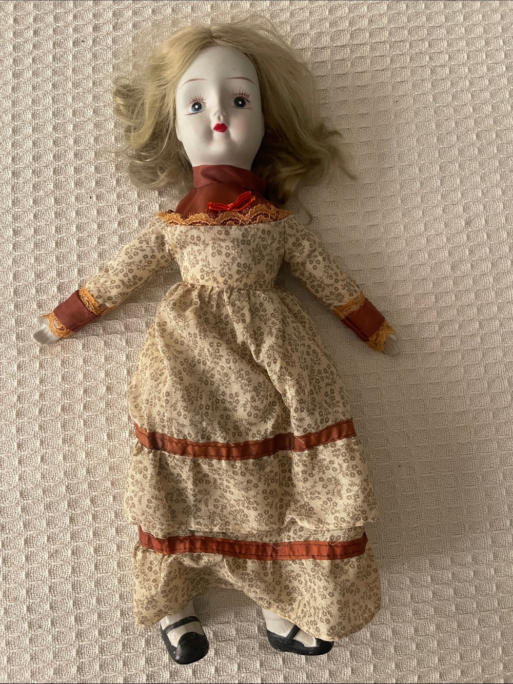 Vintage Porcelain 70’s Doll WALDA